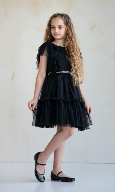 Czarna sukienka z falbanami 