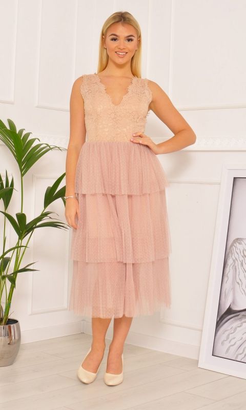 M&M - Beżowa midi sukienka z koronkową górą .Model: IP-6881 - Rozmiar: 36(S)
