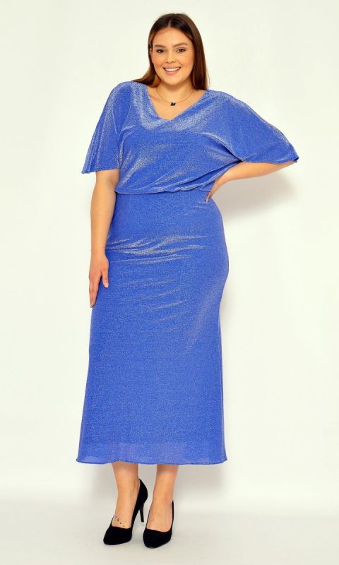 M&M - Efektowna sukienka z kopertowym dekoltem w kolorze szafirowym. MODEL: GV-7340 - Rozmiar: 42(XL)