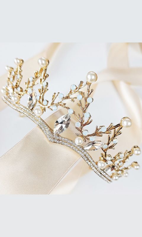 NIETUZINKOWA złota tiara diadem korona do włosów z cyrkoniami perłami GLAM