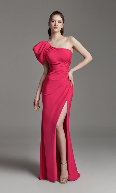 Różowa wieczorowa suknia maxi z opadającym rękawem _34