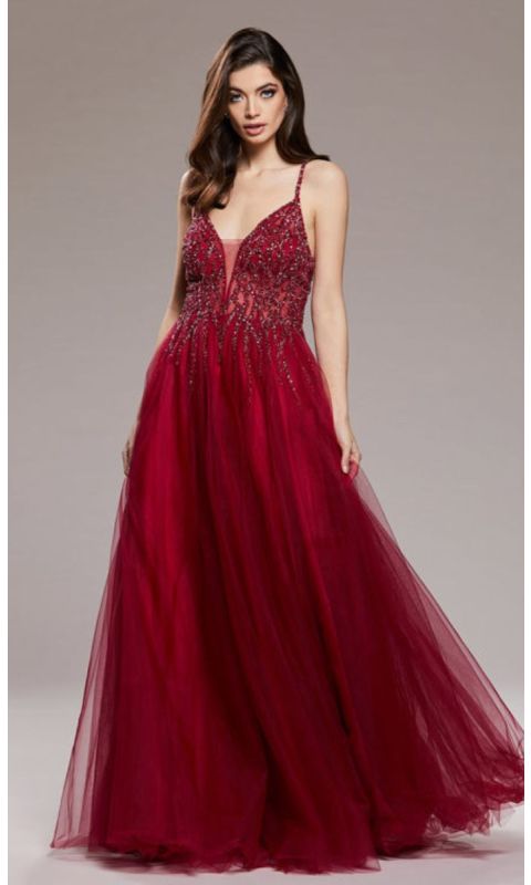 Tiulowa suknia wieczorowa z koralikami w kolorze soczystej czerwieni 34