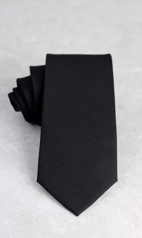 Czarny krawat z fakturą