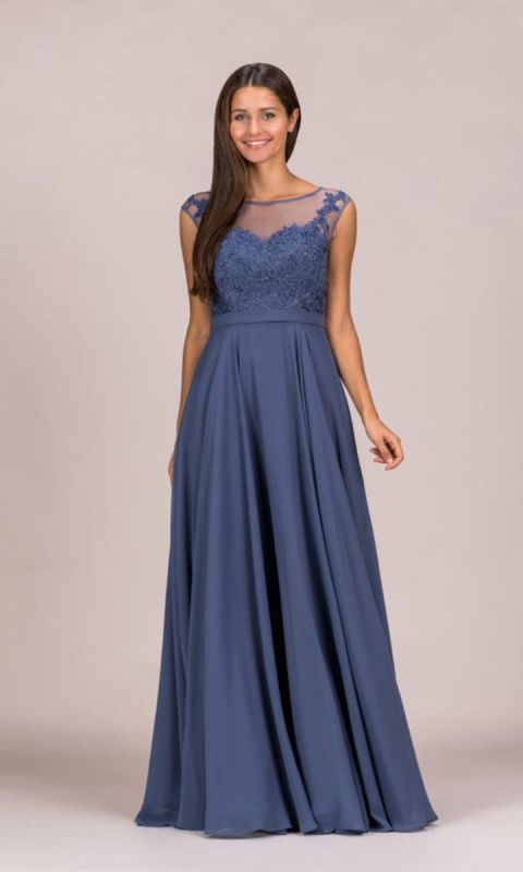 Szyfonowa suknia wieczorowa z aplikacją z kryształków górskich w kolorze indygo