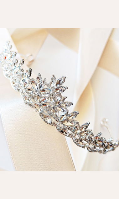 OKAZAŁA ślubna tiara diadem korona srebrna z cyrkoniami kryształkami
