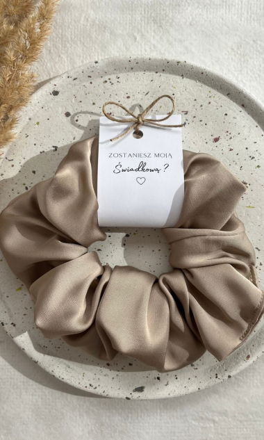 Gumka Scrunchie prezent dla Świadkowej