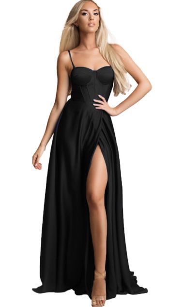 Balowa suknia z gorsetem - czarna