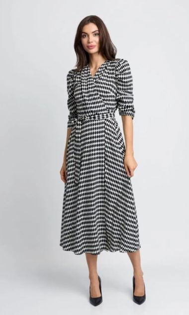 Czarna sukienka w geometryczny print Trinity