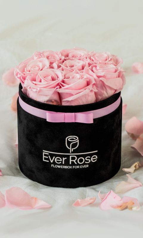FlowerBox RÓŻOWE wieczne róże CZARNY WELUR M