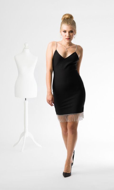 Callie || Koktajlowa czarna sukienka mini zdobiona cyrkoniami XS